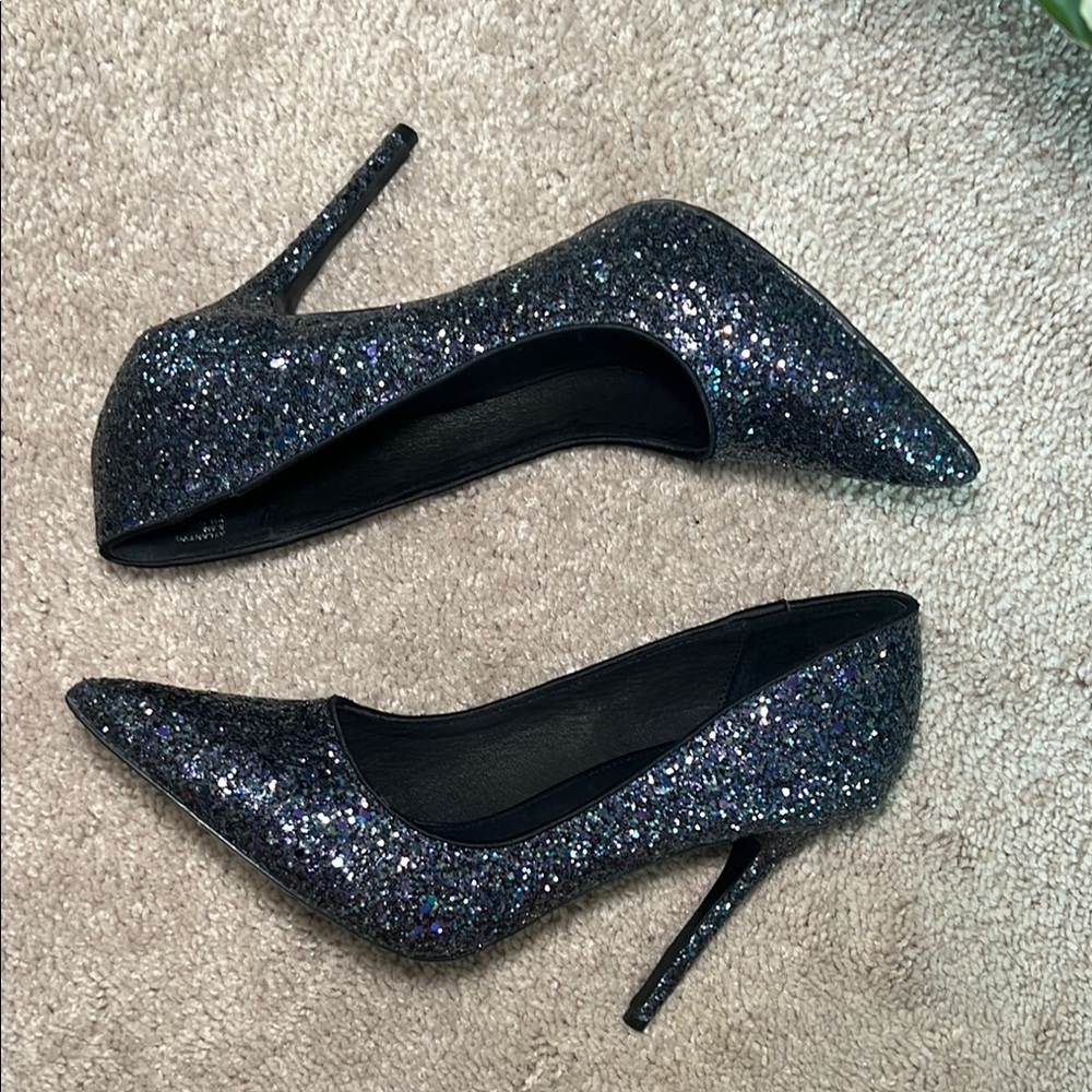 Steve Madden Atlantic Blu Glitter Heels